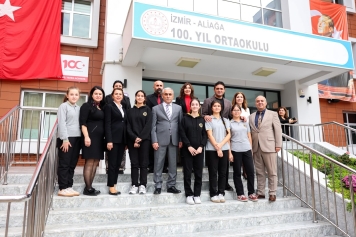 ALİAĞA 100. YIL ORTAOKULU’NA “GELECEĞİN SINIFI” Galeri