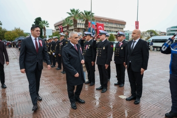 ALİAĞA’DA CUMHURİYET BAYRAMI KUTLAMALARI BAŞLADI Galeri