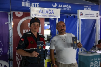 Aliağa’da Bağımlılık ve Aile Farkındalığı İçin Bilgilendirme Stantları Kuruldu Galeri