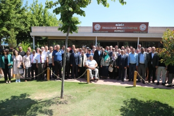 Aliağa’da Protokol ve Vatandaşlar Bayramlaştı Galeri