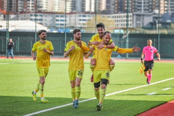 Aliağaspor FK’dan Farklı Galibiyet Galeri