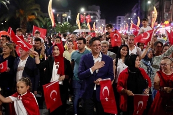 Büyük Zaferin 100.Yılı Aliağa’da Coşkuyla Kutlandı Galeri
