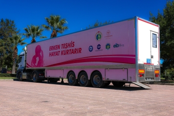KANSER TARAMA ARACI “PEMBE PRENSES” ALİAĞA’DA Galeri