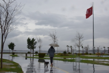 Meteorolojiden Aliağa İçin Sağanak Yağış Uyarısı Galeri