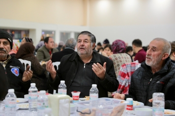 Aliağa’da İlk Toplu İftar Yapıldı Galeri