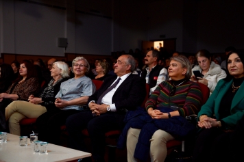 Aliağa’da Türk Halk Müziği Rüzgarı Esti Galeri