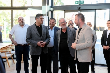Aliağa’nın Yeni Buluşma Noktası: ALBEST Meydan Kafe Galeri