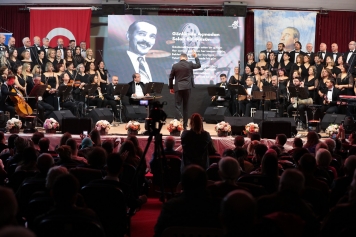 ASEV TSM Korosu Şekip Ayhan Özışık Eserleriyle Sahne Aldı Galeri