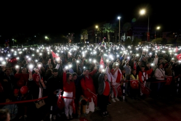 Binlerce Aliağalı Cumhuriyet Kortejinde Buluştu Galeri
