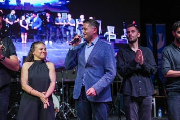 Aliağa Belediyesi Sanatevi (ASEV )Öğrencilerinden Unutulmaz Müzik Gecesi Galeri