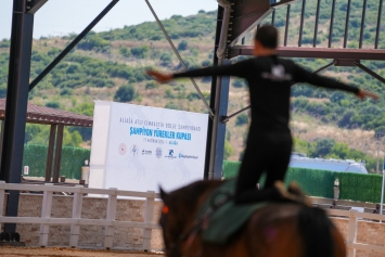 Aliağa’da Anlamlı Organizasyon: İzmir Atlı Cimnastik Bölge Şampiyonası Galeri