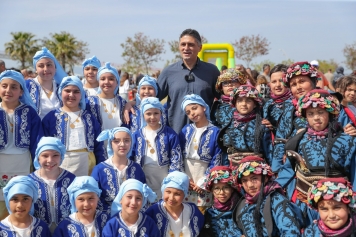 Aliağa’da 23 Nisan Çocuk Bayramı Coşkuyla Kutlandı Galeri