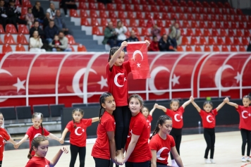 ALİAĞA’DA CUMHURİYETİN 103. YILI COŞKUYLA KUTLANDI Galeri