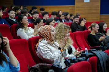 ALİAĞA’DA KARİYER VE İŞ FUARI DÜZENLENDİ Galeri