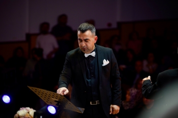 Aliağa’da Türk Halk Müziği Rüzgarı Esti Galeri