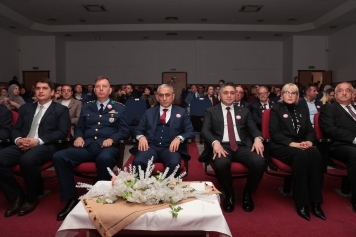 Aliağa’da Çanakkale Zaferi'nin 111. Yıl Dönümü Kutlandı Galeri