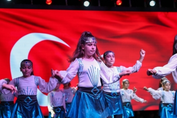 ALİAĞA’DA CUMHURİYETİN 103. YILI COŞKUYLA KUTLANDI Galeri