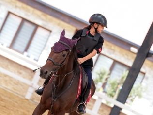 ALİAPARK ATLI SPOR KULÜBÜ’NDE İLK LİSANS SINAVI GERÇEKLEŞTİRİLDİ Galeri