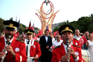 ZAFERİN 104. YILI ALİAĞA’DA BÜYÜK COŞKUYLA KUTLANDI Galeri