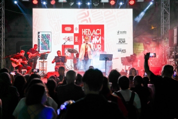 HELVACI’DA KİLİM, KÜLTÜR VE SANAT AYNI ŞENLİKTE BULUŞTU Galeri