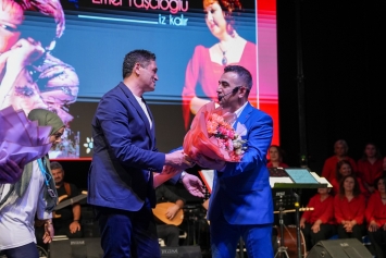 ALİAĞA’DA EMEL TAŞÇIOĞLU RÜZGARI Galeri