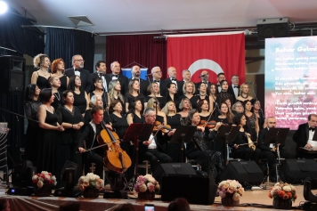 ASEV TSM Korosu Şekip Ayhan Özışık Eserleriyle Sahne Aldı Galeri