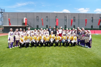 19 Mayıs Atatürk’ü Anma, Gençlik ve Spor Bayramı Aliağa’da Coşkuyla Kutlandı Galeri