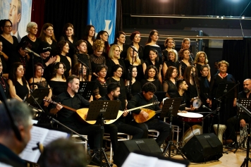 Aliağa’da Türk Halk Müziği Rüzgarı Esti Galeri