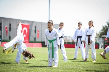 19 Mayıs Aliağa’da Coşkuyla Kutlandı Galeri
