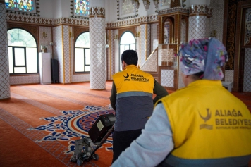 Aliağa’da Ramazan Öncesi İbadethane Temizliği Galeri