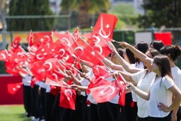 19 Mayıs Atatürk’ü Anma, Gençlik ve Spor Bayramı Aliağa’da Coşkuyla Kutlandı Galeri