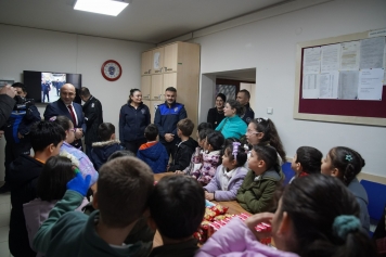 Aliağa Belediyesi Zabıta Müdürlüğü Minik Misafirlerini Ağırladı Galeri