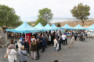 Aliağa’da 2. Zeytin Hasat Şenliği Düzenlendi Galeri