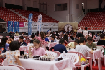 Aliağa’da 30. Geleneksel KYME Satranç Turnuvası Başlıyor Galeri