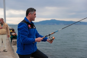 Aliağa’da At-Çek Balık Avı Festivali Coşkusu Yaşandı Galeri