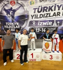 Aliağalı Karateciler Ege Ligi'nden 12 Madalya ile Döndü Galeri