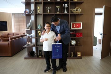ALİAĞALI ÖZEL YÜZÜCÜ KAAN VURAL AÇIK DENİZDE YENİ HEDEFLERE YÜZÜYOR Galeri