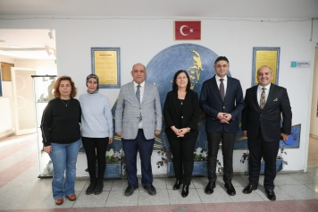 Aliağa Tüpraş Halk Eğitimi Merkezi’nden Yeni Yıl Sergisi Galeri