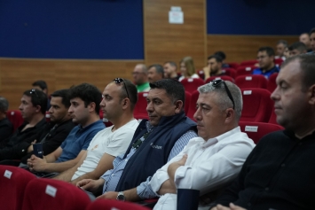 Aliağa Belediyesi’nde Güvenli Sürüş ve Şiddetle Mücadele Eğitimi Galeri