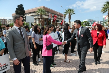 Aliağa’da Atatürk'ü Anma, Gençlik ve Spor Bayramı Coşkusu Galeri