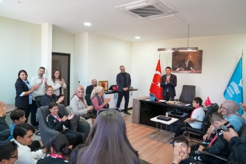 Aliağa’nın Özel Sporcularından Atletizm ve Yüzmede Büyük Başarı Galeri