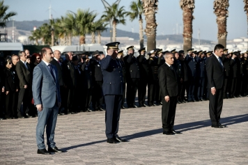 Büyük Önder Gazi Mustafa Kemal Atatürk Sevgi, Saygı ve Minnetle Anıldı Galeri