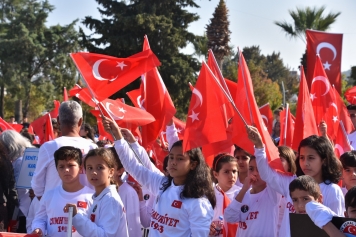 Cumhuriyet Fener Alayı ve Konser: Bin Yaşasın Cumhuriyet Galeri