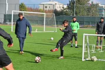 Lider Aliağaspor FK, Torbalıspor’u Konuk Ediyor Galeri