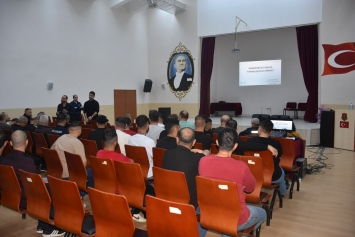 Aile Danışma Merkezi’nden Hükümlü ve Tutuklulara Seminer Serisi Galeri