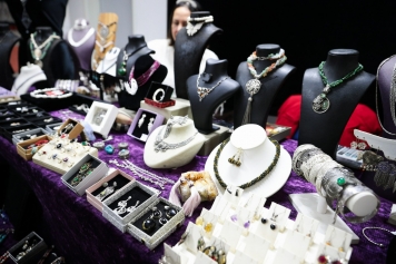 Aliağa Tüpraş Halk Eğitimi Merkezi’nden Yeni Yıl Sergisi Galeri