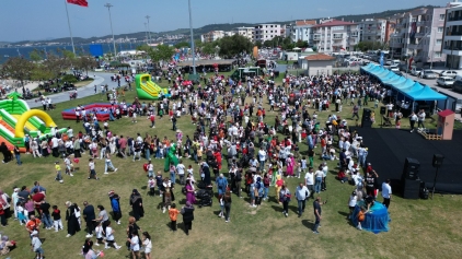 Aliağa’da 23 Nisan Çocuk Bayramı Coşkuyla Kutlandı Galeri