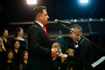 Aliağa’da Türk Halk Müziği Rüzgarı Esti Galeri