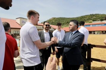 Aliağa’nın Profesyonel Kulüpleri Bir Araya Geldi Galeri