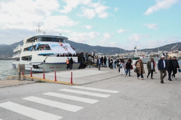 Aliaport yolcu iskelesi Mart’ta seferlerine başlıyor Galeri